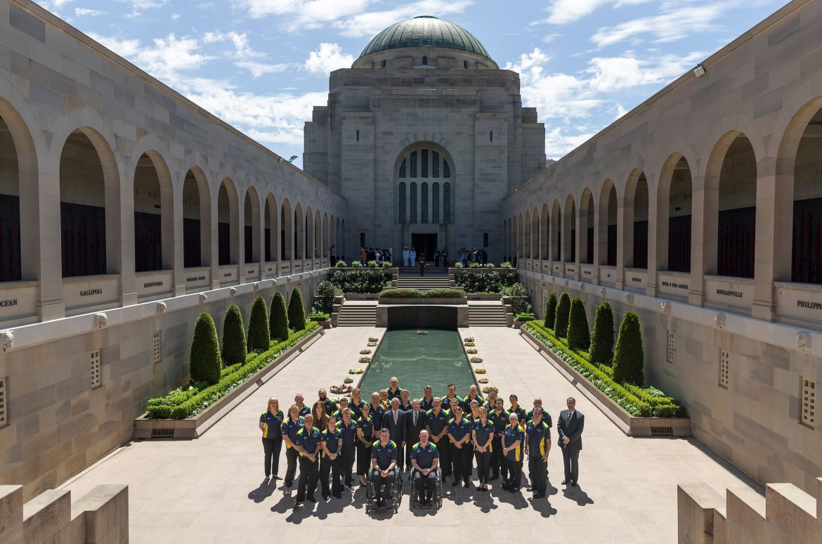 INVICTUS-Team-2018web.jpg